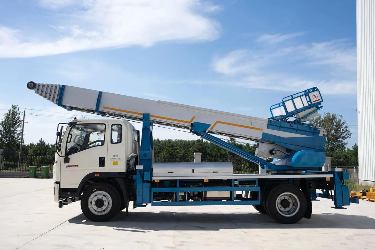 宜都云梯上料车租赁费用