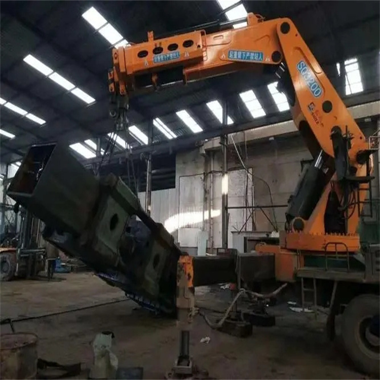 宜都130吨折臂吊车出租吊机租赁附近电话