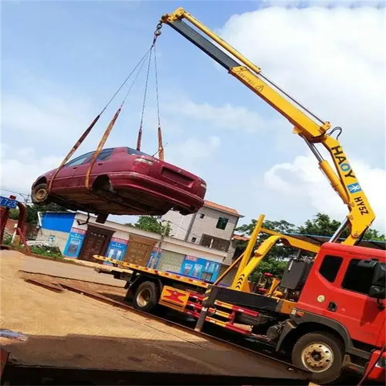 宜都吊车吊汽车的正确方法